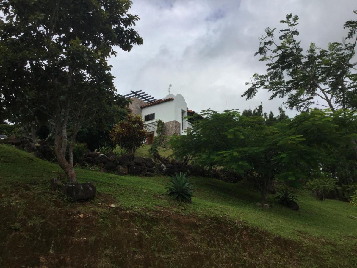 לה לגונה Hawk'S Nest Bed & Breakfast מראה חיצוני תמונה