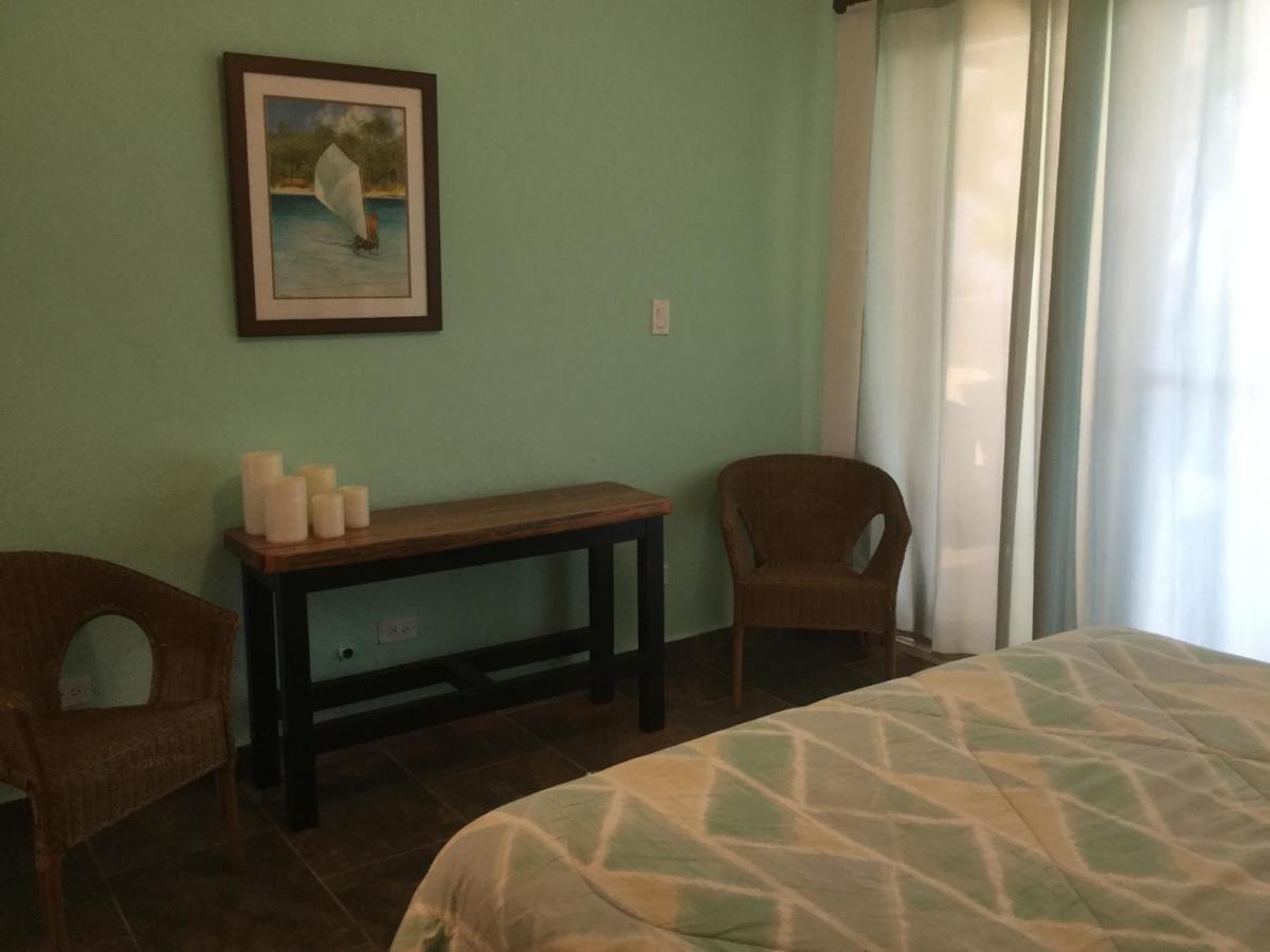לה לגונה Hawk'S Nest Bed & Breakfast מראה חיצוני תמונה
