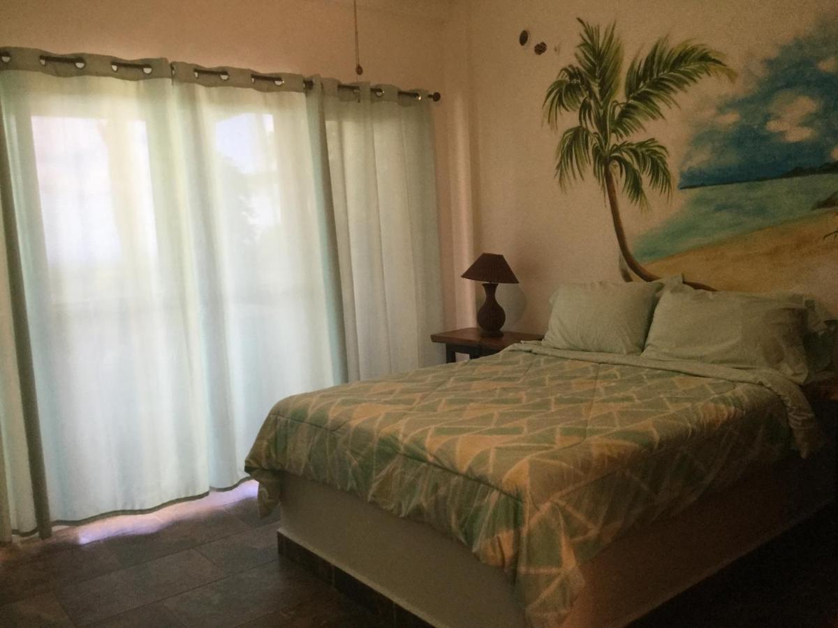 לה לגונה Hawk'S Nest Bed & Breakfast מראה חיצוני תמונה