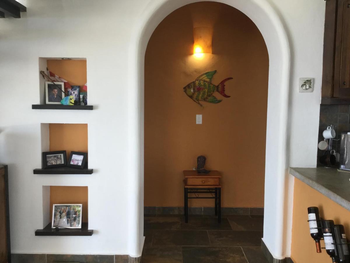 לה לגונה Hawk'S Nest Bed & Breakfast מראה חיצוני תמונה