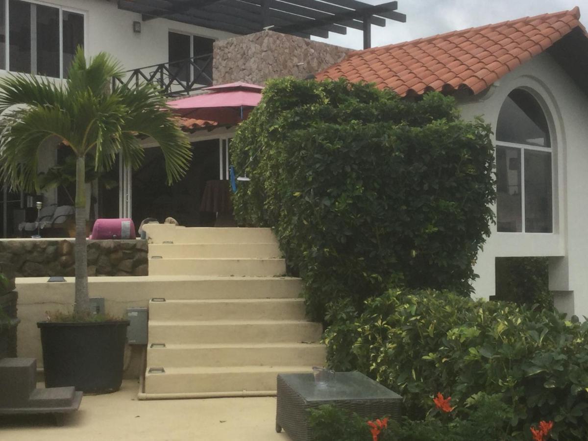 לה לגונה Hawk'S Nest Bed & Breakfast מראה חיצוני תמונה